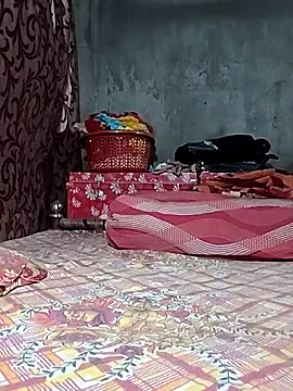 Sweet-runi online show from April 17, 2026, 4:10 pm