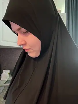 BunnyMelon online show from April 12, 2026, 1:25 pm