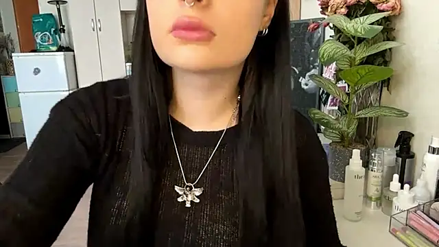 annicefeel online show from February 27, 2026, 6:46 am