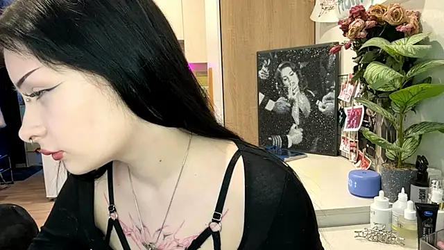 annicefeel online show from February 19, 2026, 2:03 pm