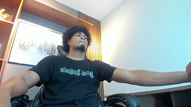 Snapshot of Kai_Moreno chatting on February 12, 2026, 8:30 pm Kai Moreno online show from February 12, 2026, 8:30 pm