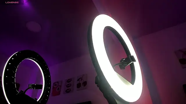 Madison Rosee online show from April 17, 2026, 12:35 am