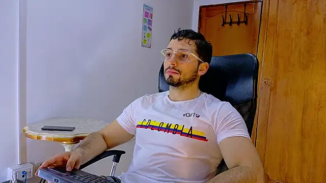 NICK MOSS  online show from April 9, 2026, 4:14 am