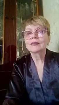 Snapshot of SophieBurns chatting on June 22, 2026, 8:33 am SophieBurns online show from June 22, 2026, 8:33 am