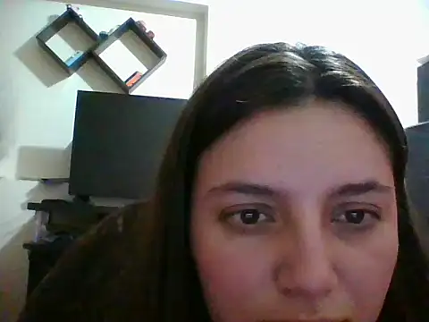 Snapshot of MajoArias chatting on February 7, 2026, 5:15 am MajoArias online show from February 7, 2026, 5:15 am