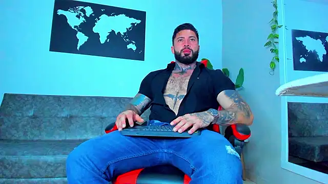 Alessrose online show from March 15, 2026, 9:11 pm