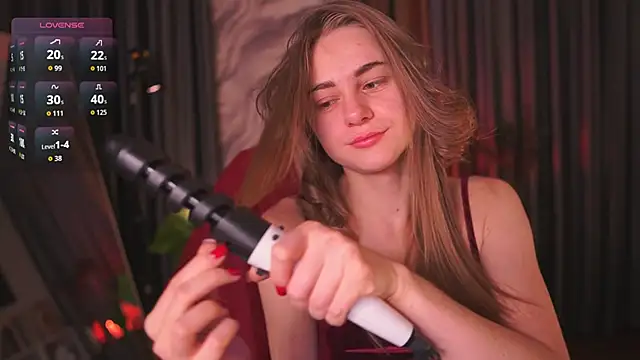 Erica Grace online show from April 2, 2026, 6:42 am