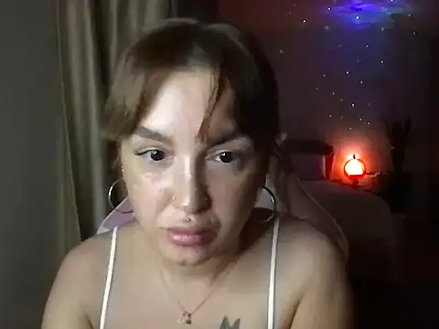 Snapshot of dyllala chatting on July 12, 2026, 8:20 pm dyllala online show from July 12, 2026, 8:20 pm