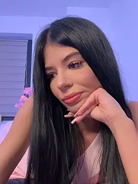 VivienDiamond online show from February 19, 2026, 11:45 pm