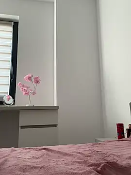 VivienDiamond online show from March 7, 2026, 2:22 pm