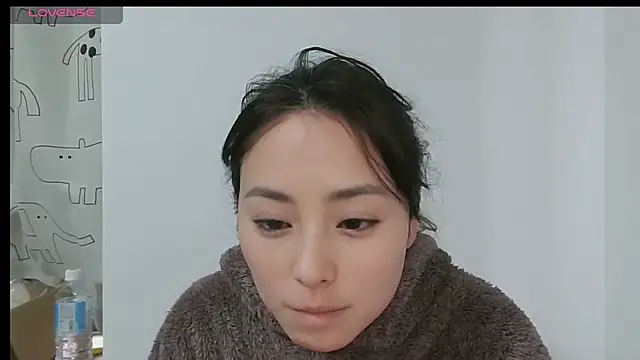 yuri-japan online show from February 14, 2026, 12:44 am