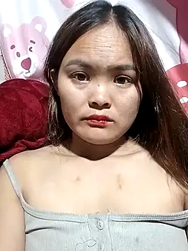 Snapshot of Luminana chatting on March 1, 2026, 3:28 am Luminana online show from March 1, 2026, 3:28 am