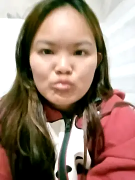 Snapshot of Luminana chatting on February 19, 2026, 11:23 pm Luminana online show from February 19, 2026, 11:23 pm