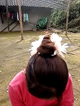 Snapshot of Luminana chatting on February 7, 2026, 3:03 am Luminana online show from February 7, 2026, 3:03 am