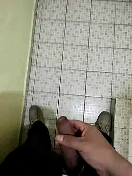 Snapshot of ivanverga14cm chatting on February 19, 2026, 5:15 am ivanverga14cm online show from February 19, 2026, 5:15 am