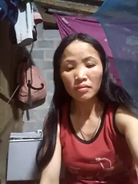 nhynhy11 online show from February 14, 2026, 4:07 pm