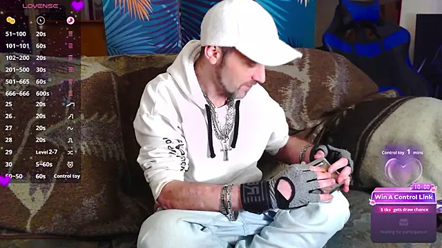 SwatRocShy online show from February 9, 2026, 8:56 am