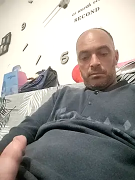 circott online show from March 5, 2026, 9:43 pm