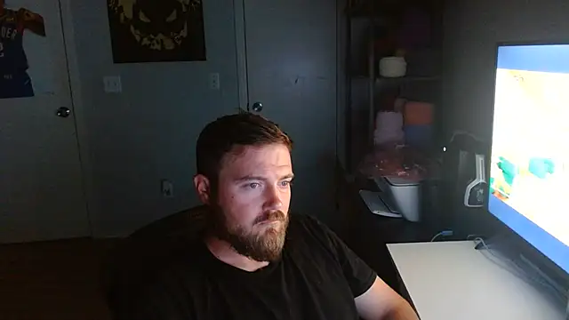 theone07221 online show from July 22, 2026, 5:09 am
