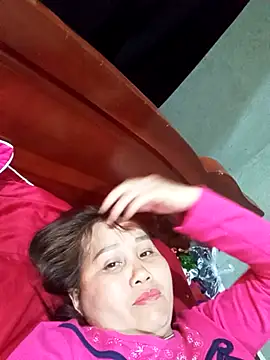 Snapshot of sigmasia chatting on February 13, 2026, 2:06 pm sigmasia online show from February 13, 2026, 2:06 pm