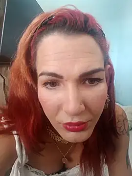 Snapshot of Lulu_de_cuba chatting on February 12, 2026, 7:24 pm Lulu de cuba online show from February 12, 2026, 7:24 pm