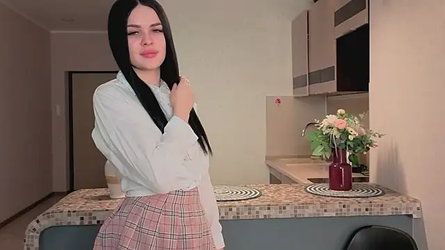 Snapshot of JenniferHowardd chatting on February 12, 2026, 7:41 am JenniferHowardd online show from February 12, 2026, 7:41 am