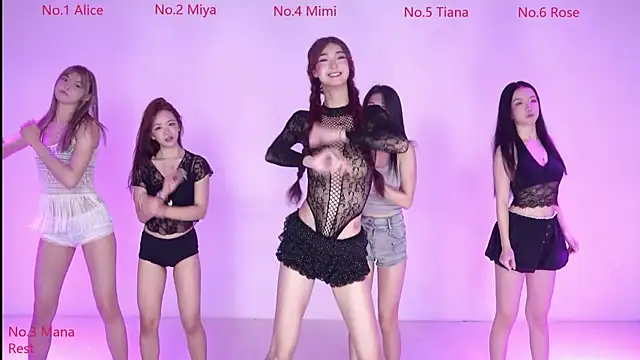 Velvet-girl online show from April 3, 2026, 10:22 am