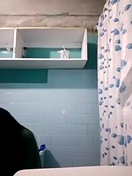 Zoe Renata online show from March 19, 2026, 8:25 am