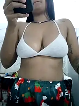 Snapshot of Zoe_Renata chatting on February 28, 2026, 8:36 am Zoe Renata online show from February 28, 2026, 8:36 am