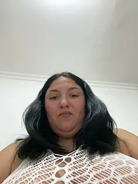 Snapshot of Amber_Sinn chatting on June 19, 2026, 7:20 pm Amber Sinn online show from June 19, 2026, 7:20 pm