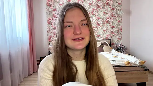 Snapshot of Milayouknow chatting on February 7, 2026, 8:44 am Milayouknow online show from February 7, 2026, 8:44 am