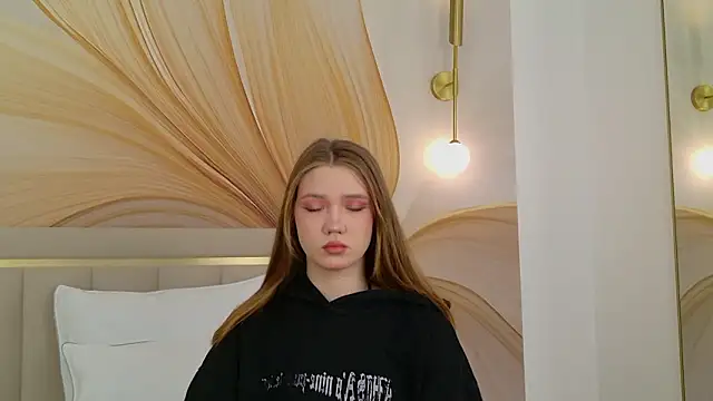 Snapshot of StacyHicks chatting on February 23, 2026, 3:12 pm StacyHicks online show from February 23, 2026, 3:12 pm