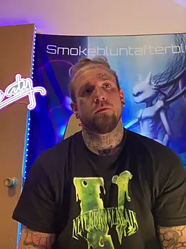 Snapshot of Smokebluntafterblunt chatting on February 19, 2026, 12:29 am Smokebluntafterblunt online show from February 19, 2026, 12:29 am