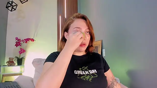 Snapshot of SimonaStar chatting on February 26, 2026, 1:55 pm SimonaStar online show from February 26, 2026, 1:55 pm