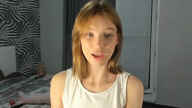 Kiracute18 online show from July 28, 2026, 10:31 pm