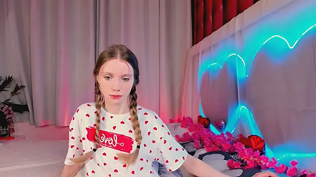 Snapshot of lada2k4 chatting on February 25, 2026, 5:29 am lada2k4 online show from February 25, 2026, 5:29 am