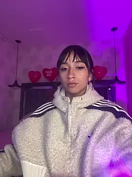 Snapshot of alahia_pink chatting on February 26, 2026, 2:22 am alahia pink online show from February 26, 2026, 2:22 am