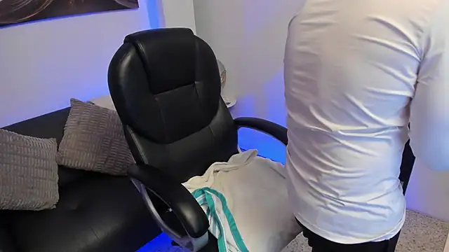 Tommas Jhonson online show from February 27, 2026, 3:51 am