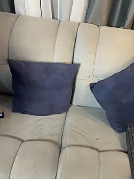 Kim 2026 online show from February 25, 2026, 3:07 am