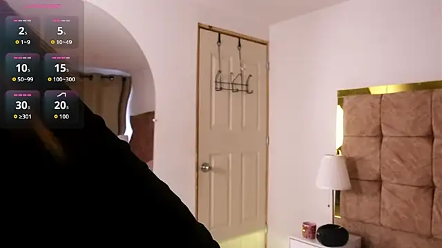 EmmaClark   online show from April 13, 2026, 8:02 pm