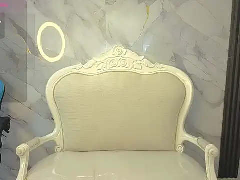 Cataleya23 a online show from April 14, 2026, 8:03 pm