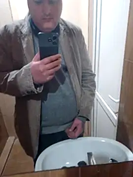 Snapshot of Boy_With_Big chatting on March 3, 2026, 8:54 am Boy With Big online show from March 3, 2026, 8:54 am