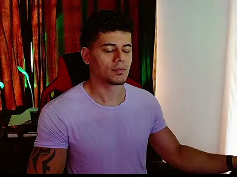 Snapshot of Logan0626 chatting on February 13, 2026, 5:35 pm Logan0626 online show from February 13, 2026, 5:35 pm