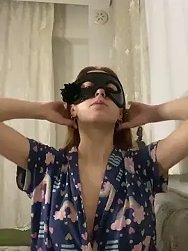 Snapshot of seluna_baby chatting on February 16, 2026, 5:11 pm seluna baby online show from February 16, 2026, 5:11 pm