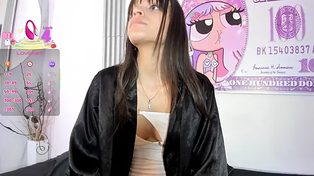 Snapshot of Kloe_skinny chatting on February 23, 2026, 7:03 pm Kloe skinny online show from February 23, 2026, 7:03 pm