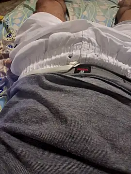 ReizinhoOh online show from February 19, 2026, 5:48 am