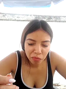 Ariana Castillo   online show from February 21, 2026, 5:26 pm