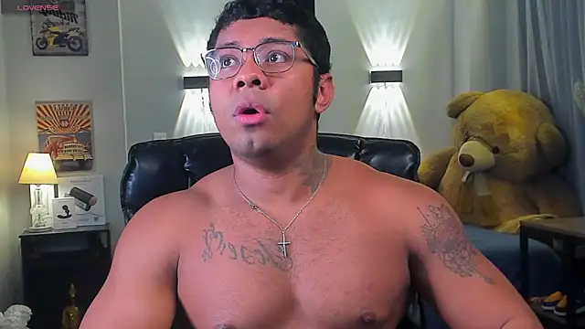 LEOHRDZ online show from February 15, 2026, 11:25 pm