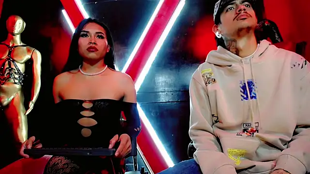 Snapshot of Damian-and-Camerum chatting on February 28, 2026, 3:17 am Damian-and-Camerum online show from February 28, 2026, 3:17 am