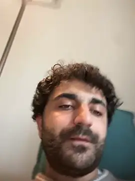 elia2711 online show from March 7, 2026, 2:33 pm